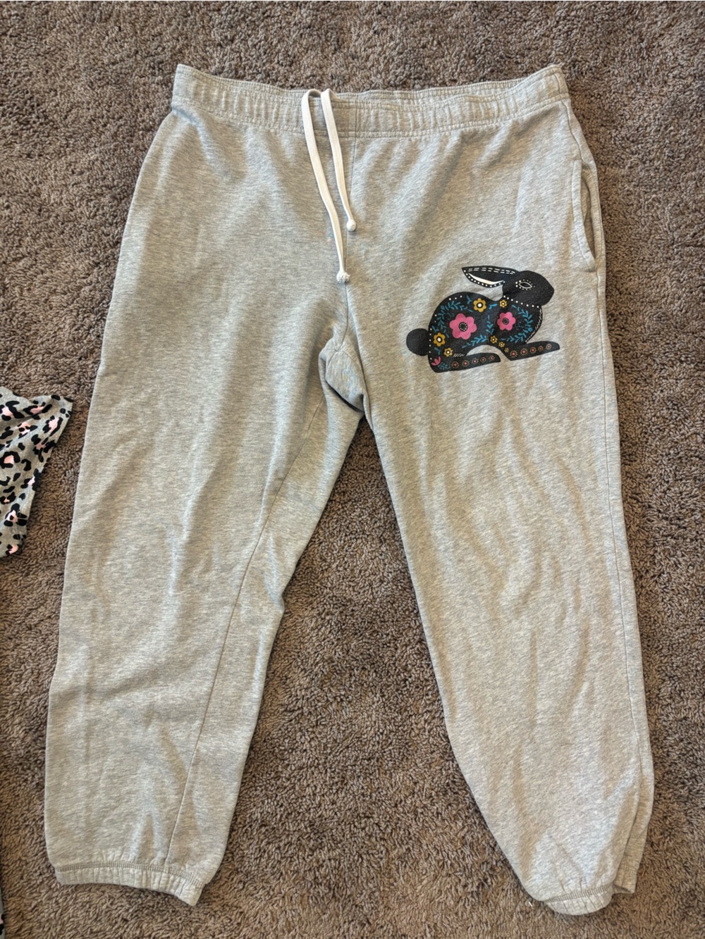 Mossimo Supply Co. gray sweatpants with bunny logo tag